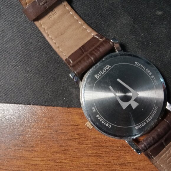 Bulova Classic Men's Watch 2 Tone 37mm Crocodile Embossed Leather Band C970266 - Picture 8 of 8